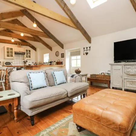 Holiday home Trevoole Barn