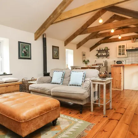 Trevoole Barn Camborne